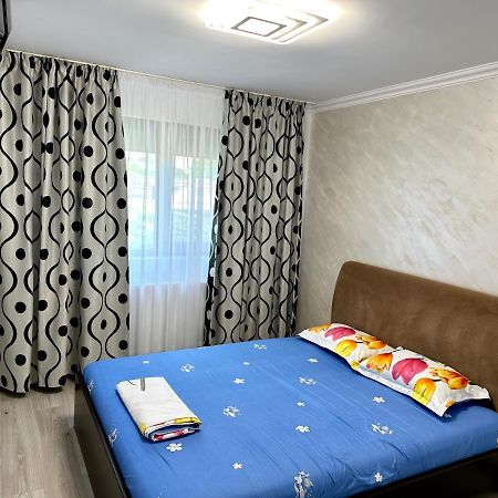 Royal Apartment Buzau Exterior photo